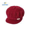 Einfarbige Strickmütze für Winterfrauen